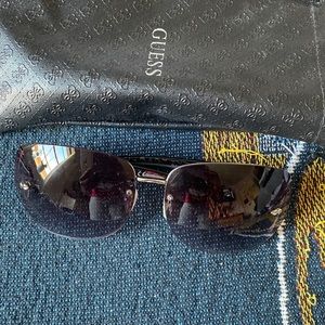 Guess sunglasses 🕶